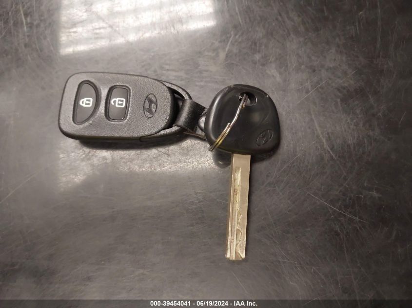 2017 Hyundai Accent Se VIN: KMHCT4AEXHU288471 Lot: 39454041