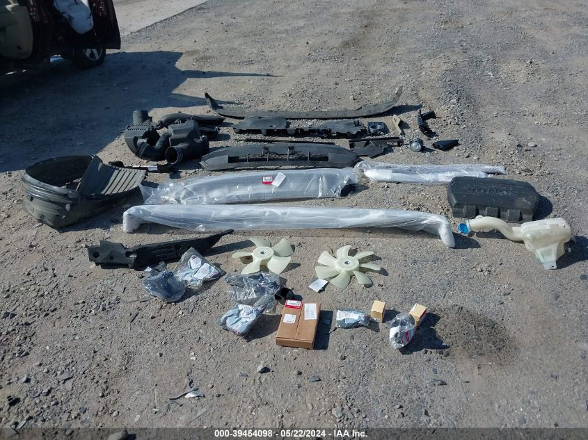 2015 Honda Pilot Touring VIN: 5FNYF4H93FB005716 Lot: 39454098