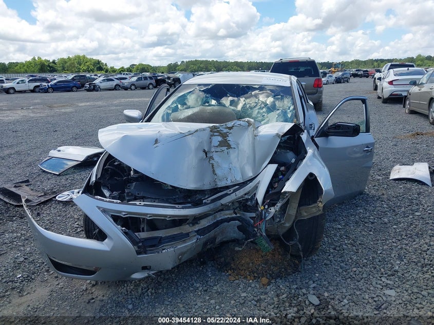 2015 Nissan Altima 2.5 S VIN: 1N4AL3AP0FN327573 Lot: 39454128