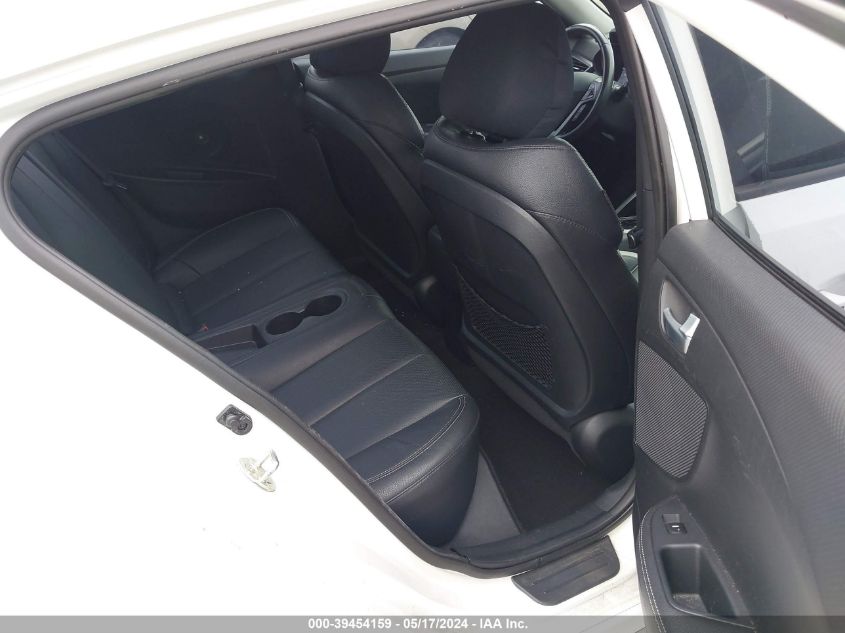 2015 Hyundai Veloster Turbo VIN: KMHTC6AE8FU233235 Lot: 39454159