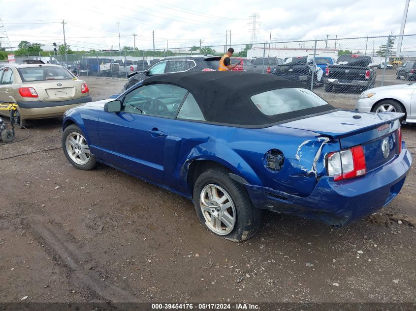 2007 Ford Mustang V6 Deluxe/V6 Premium VIN: 1ZVFT84N175257913 Lot: 39454176