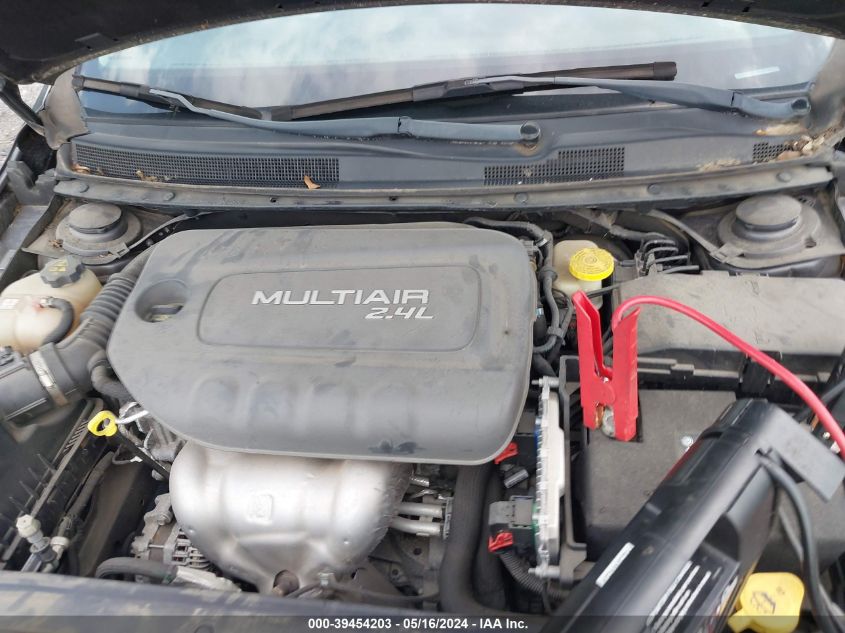 2015 Chrysler 200 Limited VIN: 1C3CCCABXFN657605 Lot: 39454203