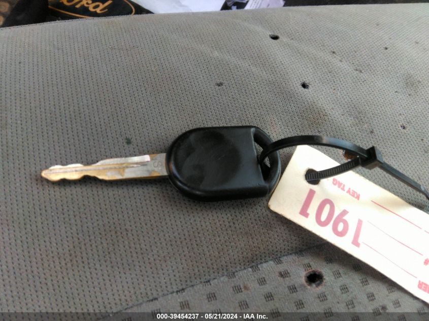 2007 Ford F-150 Fx4/Lariat/Xl/Xlt VIN: 1FTPX14597FB60472 Lot: 39454237