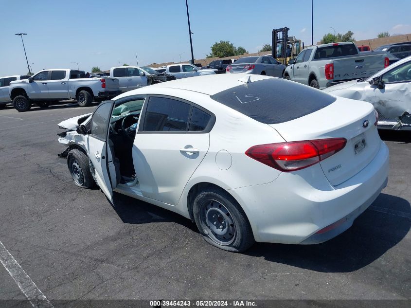 2018 Kia Forte Lx VIN: 3KPFK4A78JE245662 Lot: 39454243