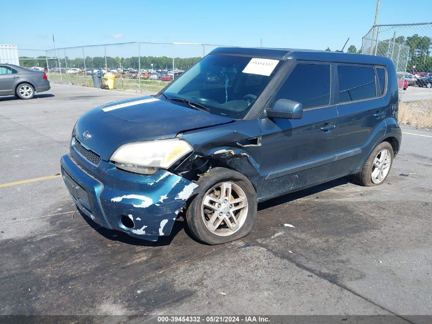 2011 Kia Soul + VIN: KNDJT2A23B7195903 Lot: 39454332