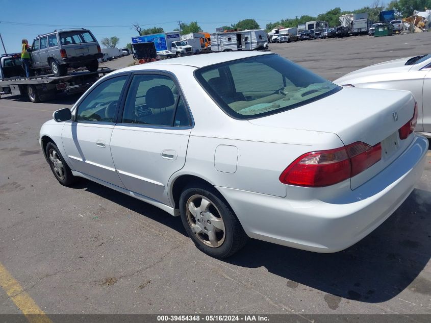 2000 Honda Accord 2.3 Ex VIN: 1HGCG5666YA058915 Lot: 39454348