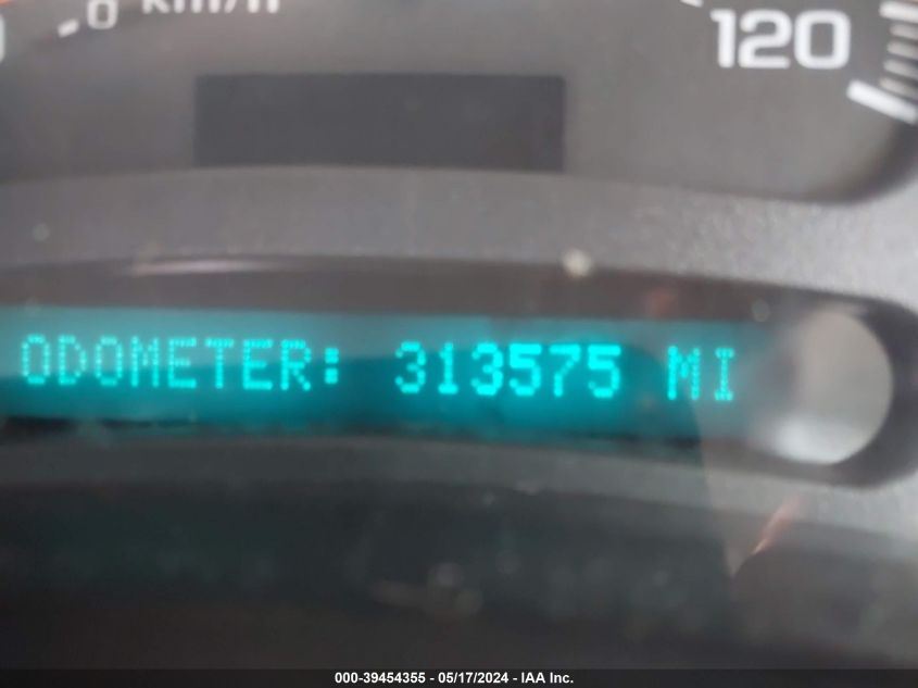 2003 Chevrolet Silverado 1500 VIN: 2GCEK19V231264513 Lot: 39454355