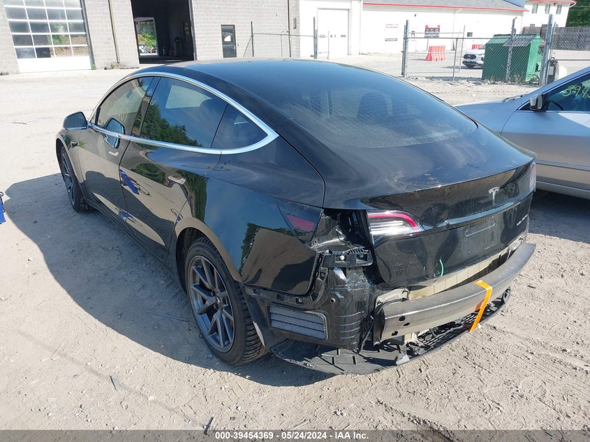 2018 TESLA MODEL 3 VIN: 5YJ3E1EB5JF127408