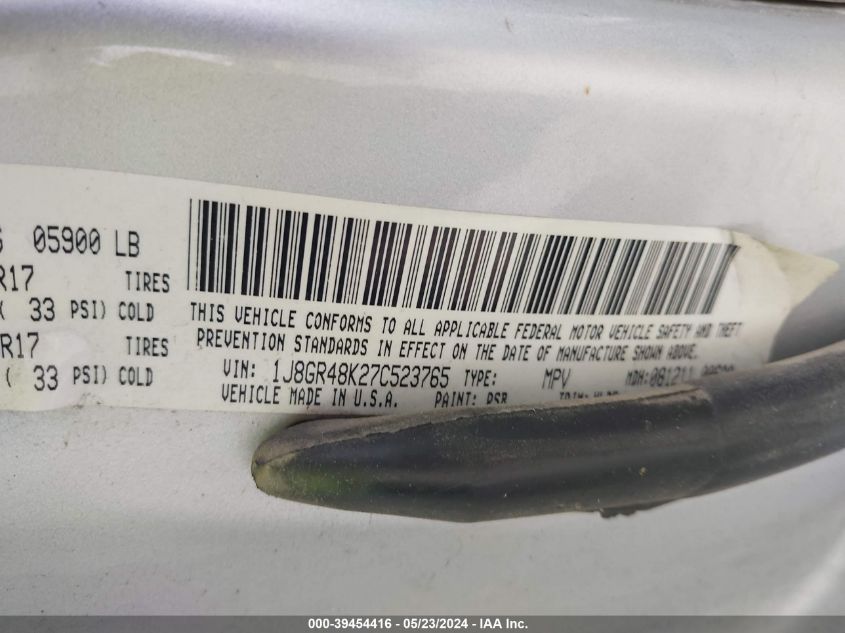 2007 Jeep Grand Cherokee Laredo VIN: 1J8GR48K27C573765 Lot: 39454416