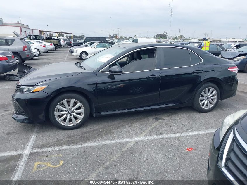 2019 Toyota Camry Le VIN: 4T1B11HK0KU190178 Lot: 39454478