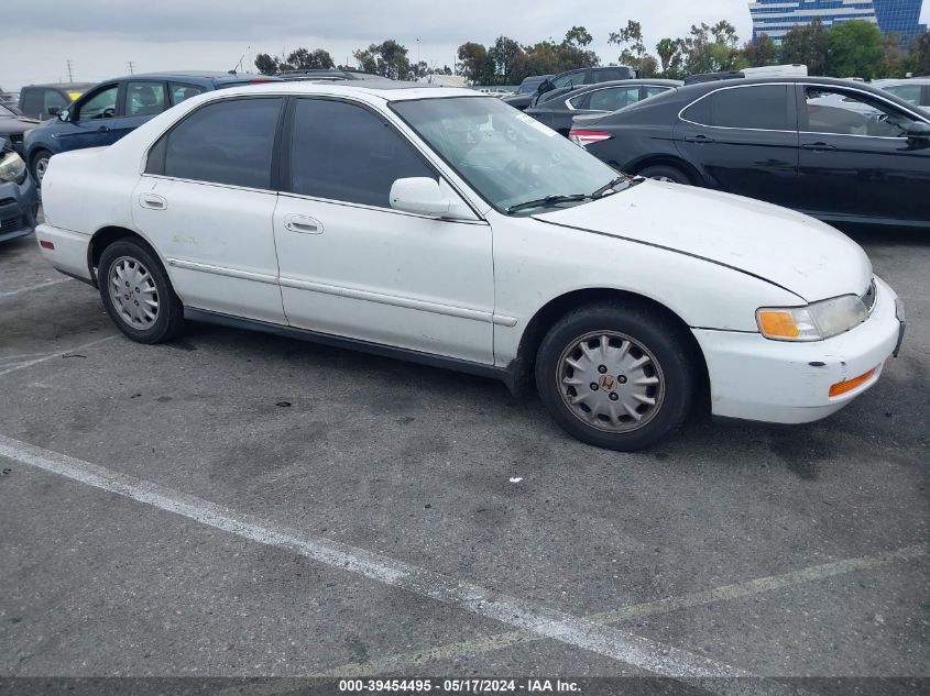 1996 Honda Accord Ex/Ex-R VIN: 1HGCD5655TA117249 Lot: 39454495