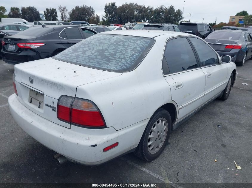 1996 Honda Accord Ex/Ex-R VIN: 1HGCD5655TA117249 Lot: 39454495