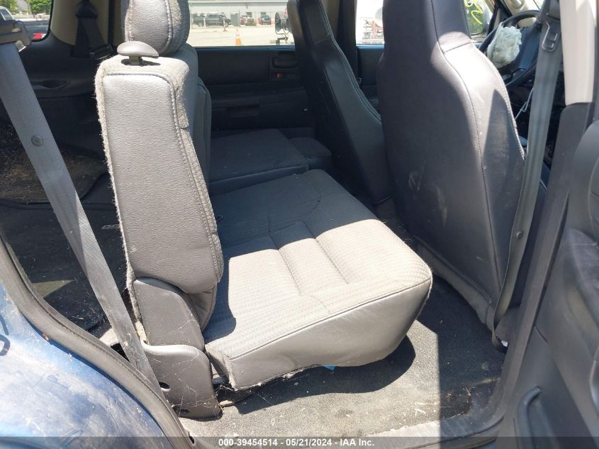 2002 Dodge Durango Sport VIN: 1B4HS38N22F104792 Lot: 39454514