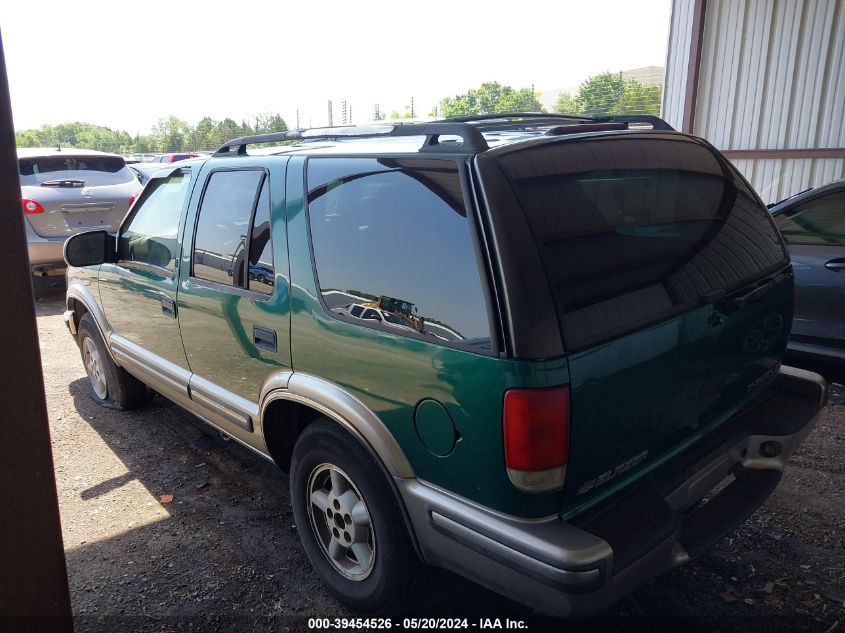 1999 Chevrolet Blazer VIN: 1GNDT13W2X2203752 Lot: 39454526