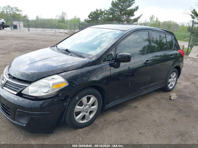 2009 Nissan Versa 1.8Sl VIN: 3N1BC13E29L418608 Lot: 39454545