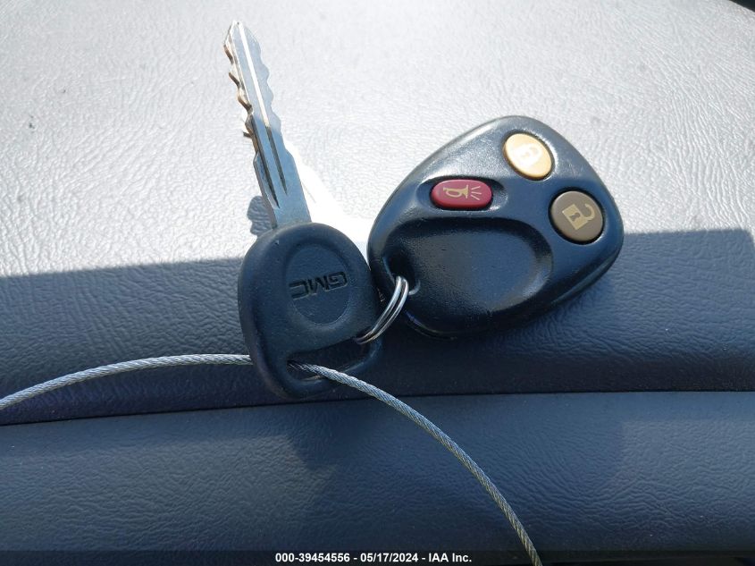 2004 GMC Sierra 1500 Sle VIN: 1GTEC14V04Z138180 Lot: 39454556