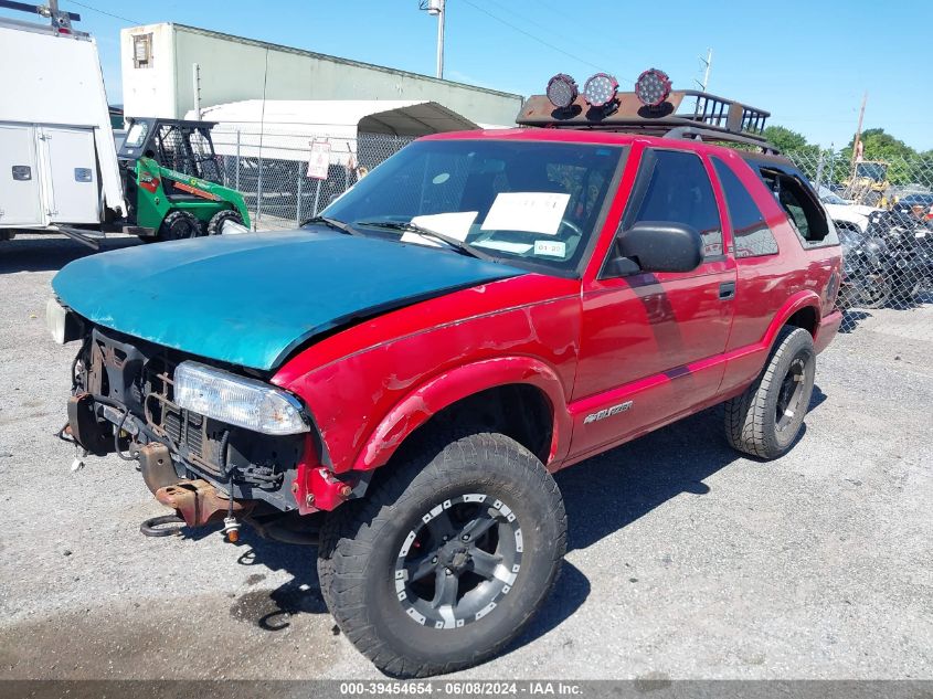 2001 Chevrolet Blazer Ls VIN: 1GNCT18WX1K163383 Lot: 39454654