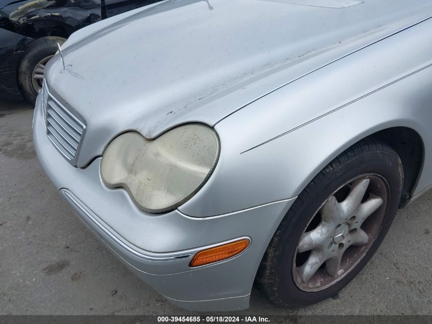 2004 Mercedes-Benz C 240 VIN: WDBRF61J24F500582 Lot: 39454685