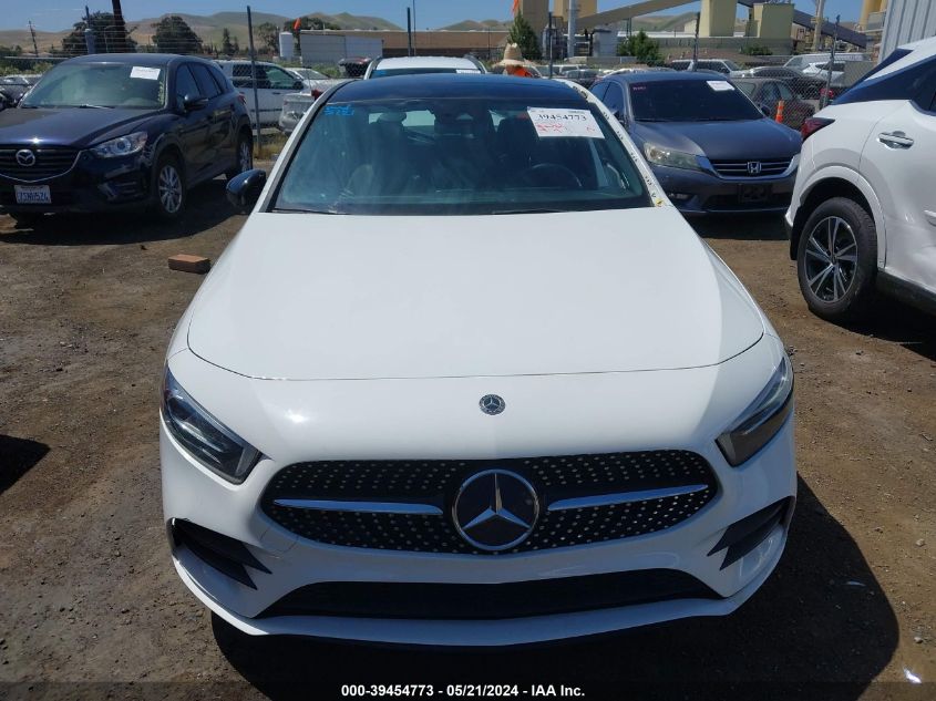 2019 Mercedes-Benz A 220 4Matic VIN: WDD3G4FBXKW020755 Lot: 39454773