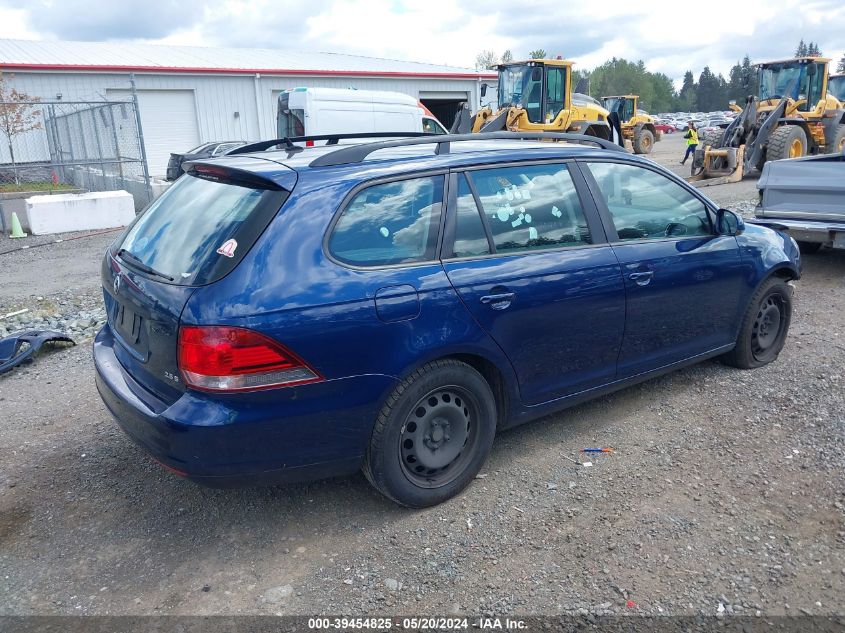 2014 VOLKSWAGEN JETTA SPORTWAGEN 2.5L S - 3VWPP7AJ7EM602342