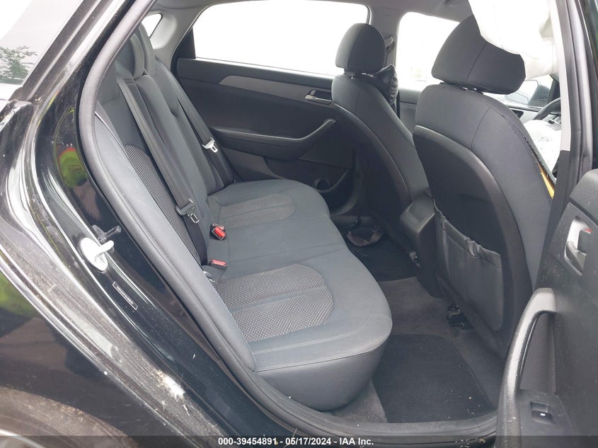 VIN 5NPE24AF3KH809511 2019 HYUNDAI SONATA SE