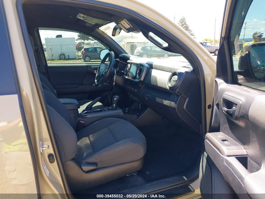 VIN 3TMCZ5AN6KM220284 2019 TOYOTA TACOMA TRD SPORT