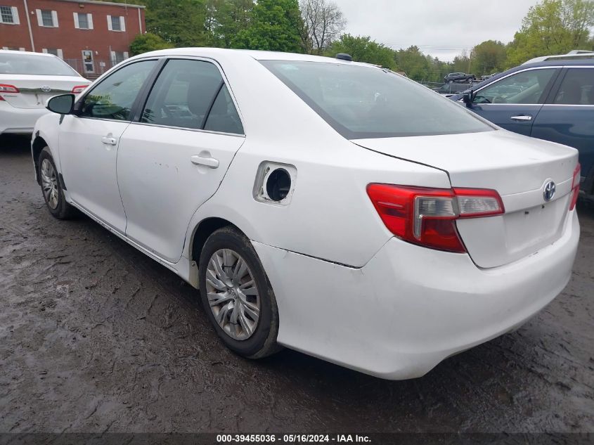 2014 Toyota Camry Hybrid Le VIN: 4T1BD1FK2EU123841 Lot: 39455036