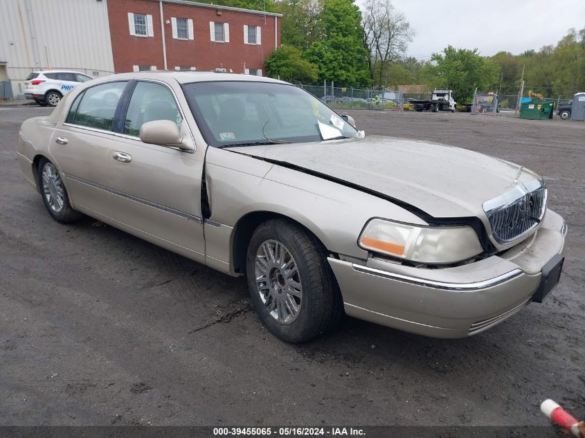 2006 Lincoln Town Car Signature Limited VIN: 1LNHM82W06Y650508 Lot: 39455065