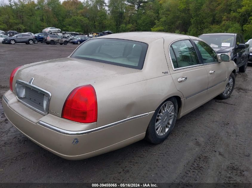 2006 Lincoln Town Car Signature Limited VIN: 1LNHM82W06Y650508 Lot: 39455065