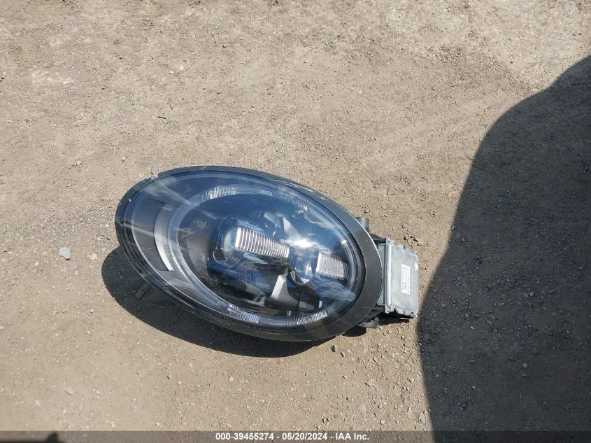 2017 Porsche 911 Targa 4 Gts VIN: WP0BB2A91HS137136 Lot: 39455274