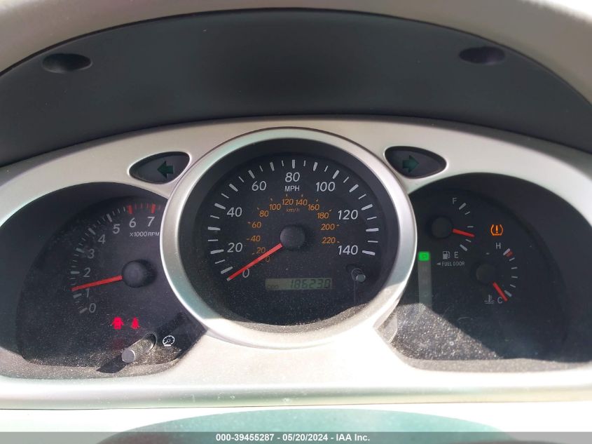 2005 Toyota Highlander V6 VIN: JTEEP21A050112630 Lot: 39455287