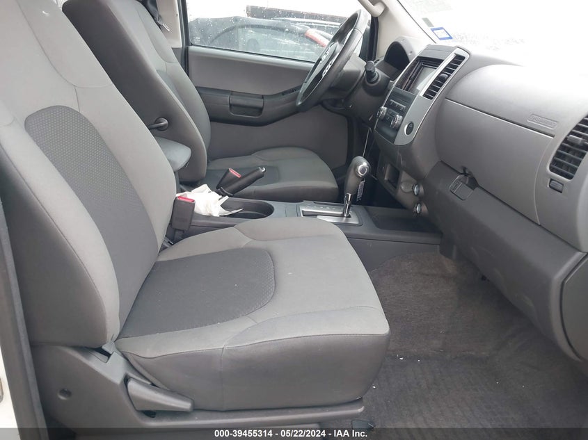 2014 NISSAN XTERRA X/S/PRO-4X - 5N1AN0NU2EN810897