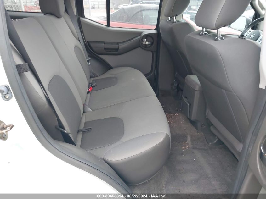2014 NISSAN XTERRA X/S/PRO-4X - 5N1AN0NU2EN810897