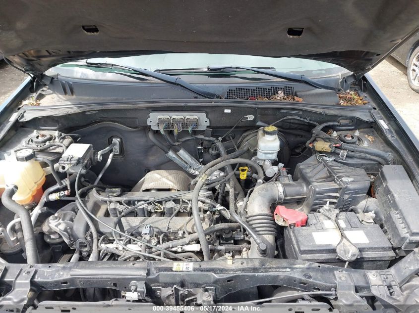 2008 Mazda Tribute I Touring VIN: 4F2CZ92ZX8KM32260 Lot: 39455406