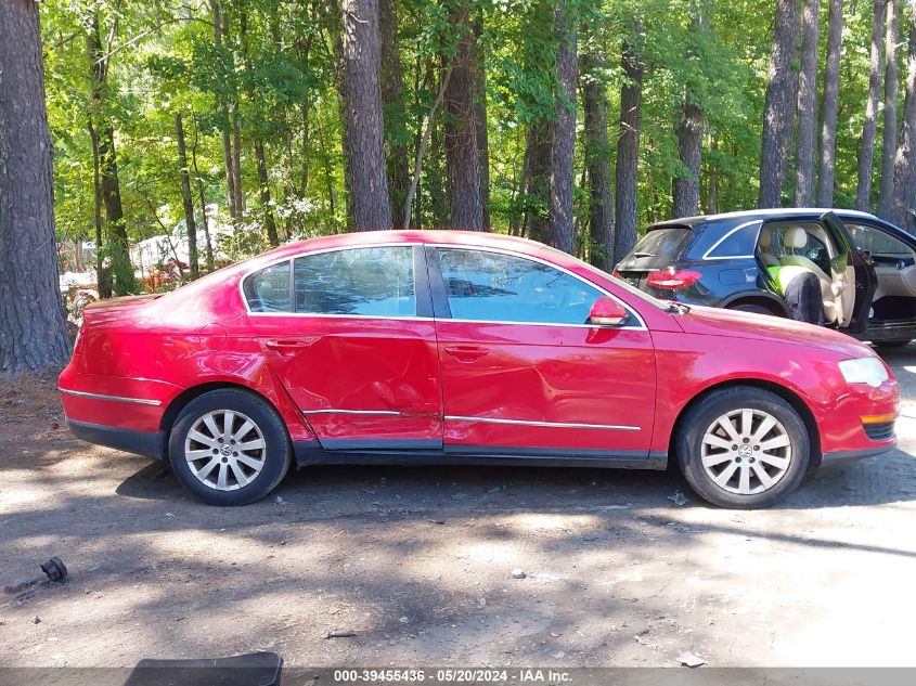 2008 Volkswagen Passat Turbo VIN: WVWJK73C58P123261 Lot: 39455436