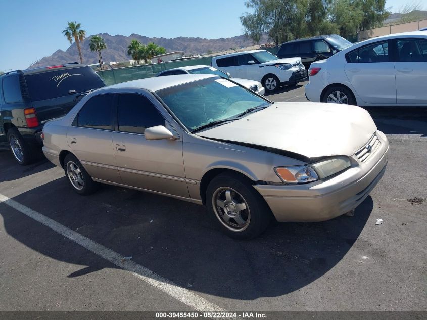 1999 Toyota Camry Le VIN: 4T1BG22KXXU418899 Lot: 39455450