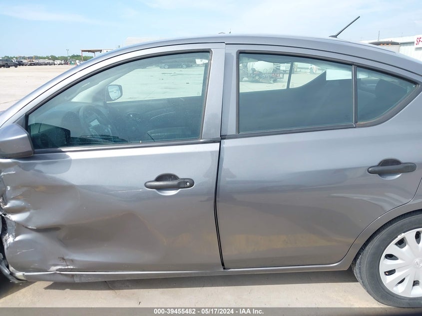 2019 NISSAN VERSA 1.6 S - 3N1CN7AP4KL815569
