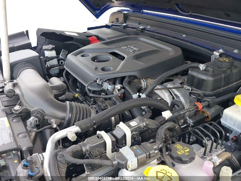 2018 Jeep Wrangler Unlimited Sahara 4X4 VIN: 1C4HJXEN7JW327782 Lot: 39455736