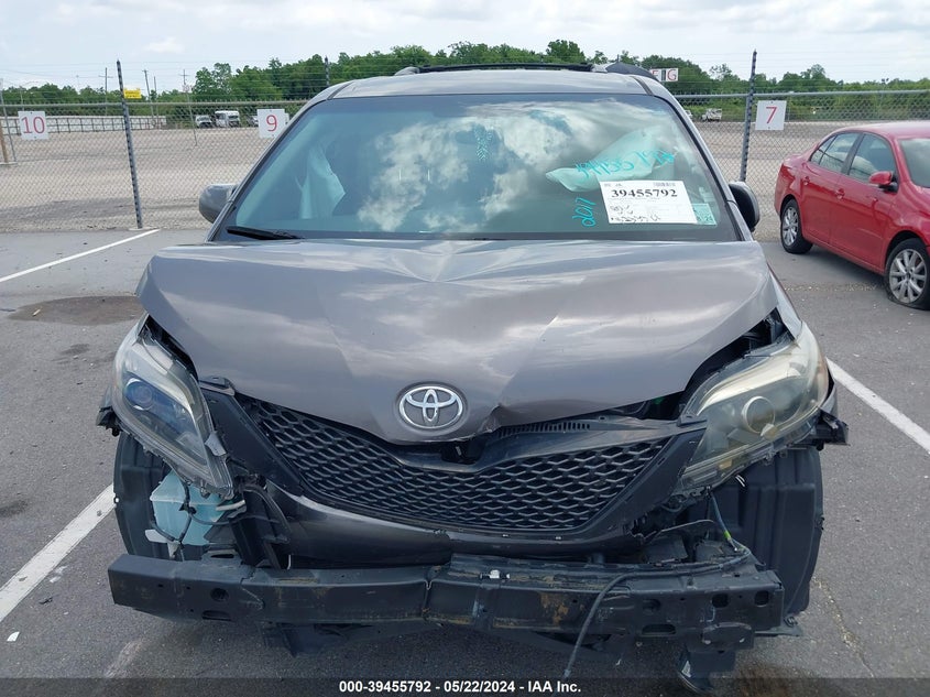 2017 Toyota Sienna Se 8 Passenger VIN: 5TDXZ3DC3HS780708 Lot: 39455792