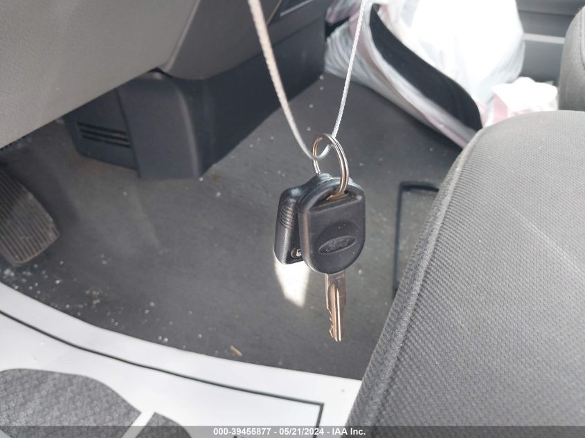 2005 Ford F-150 Stx/Xl/Xlt VIN: 1FTRX12W85NB21735 Lot: 39455877