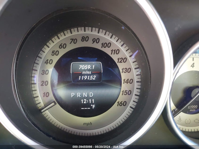 2014 MERCEDES-BENZ C 250 LUXURY/SPORT - WDDGF4HB2EG211232