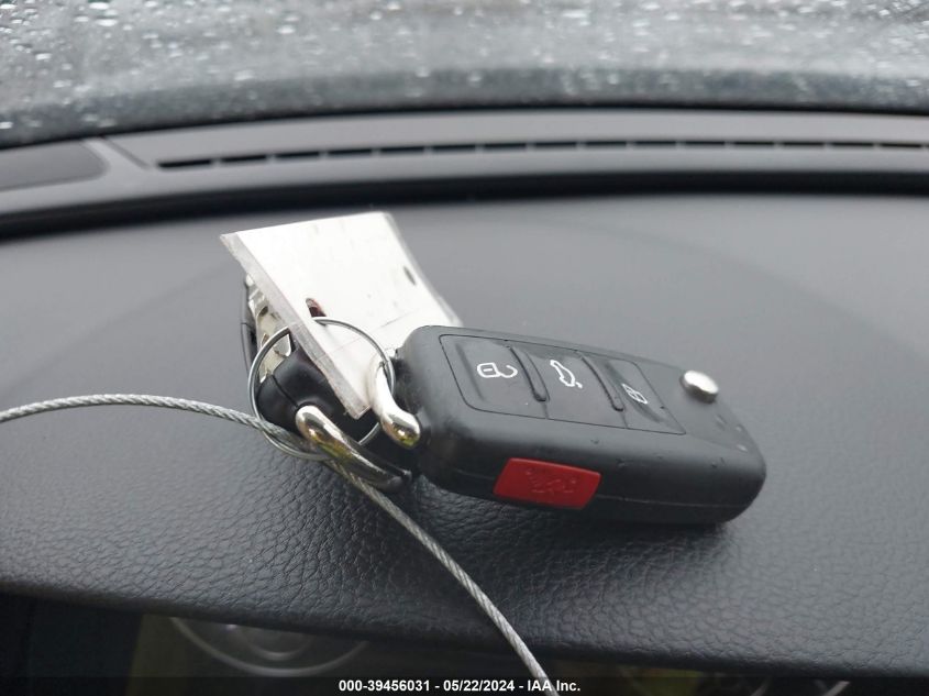 2015 Volkswagen Passat 1.8T Limited Edition VIN: 1VWAS7A32FC119978 Lot: 39456031