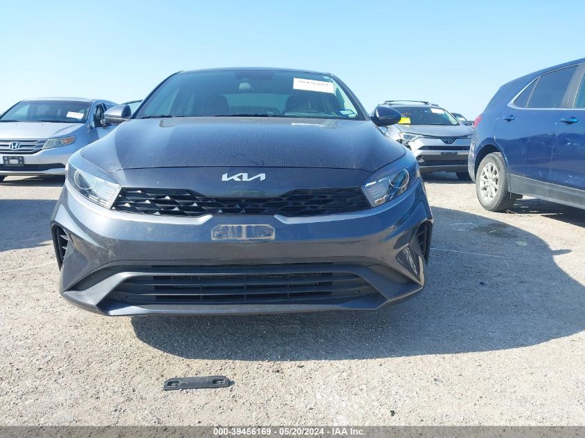2023 Kia Forte Lxs VIN: 3KPF24ADXPE596314 Lot: 39456169