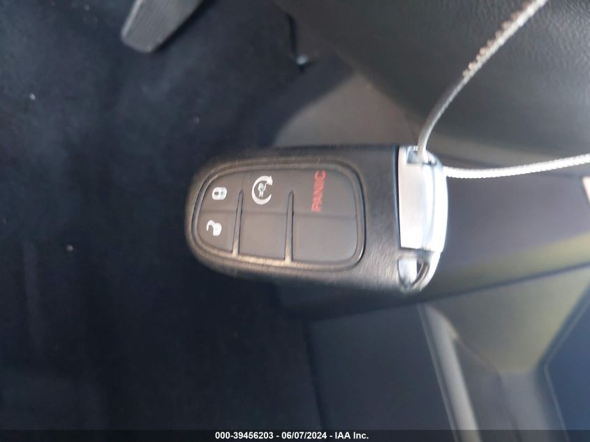 2017 Ram 2500 Laramie 4X4 6'4 Box VIN: 3C6UR5FJ9HG589780 Lot: 39456203