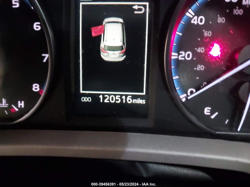 2018 TOYOTA RAV4 XLE - 2T3RFREVXJW857874