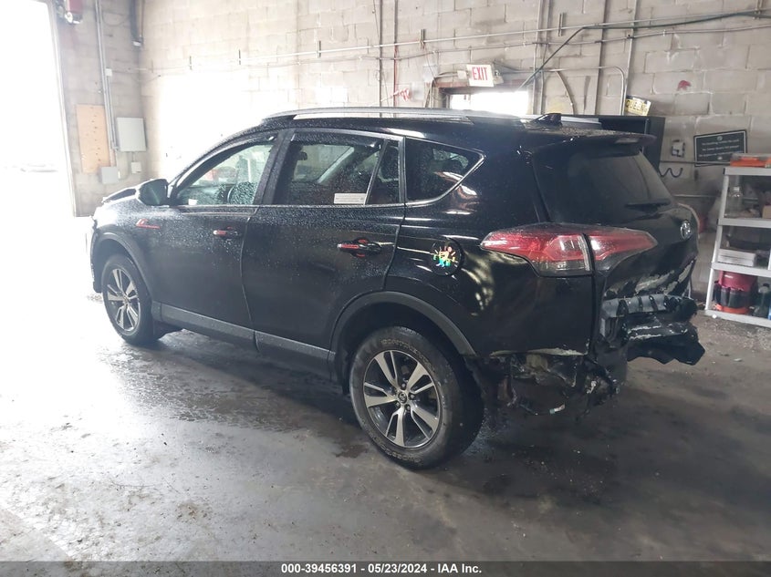 2018 TOYOTA RAV4 XLE - 2T3RFREVXJW857874