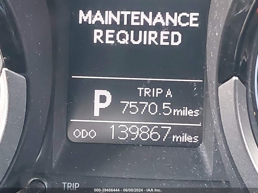 2016 Toyota Corolla S Plus VIN: 5YFBURHE1GP390768 Lot: 39456444