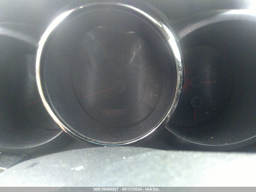 2011 Kia Soul + VIN: KNDJT2A21B7726015 Lot: 39456527