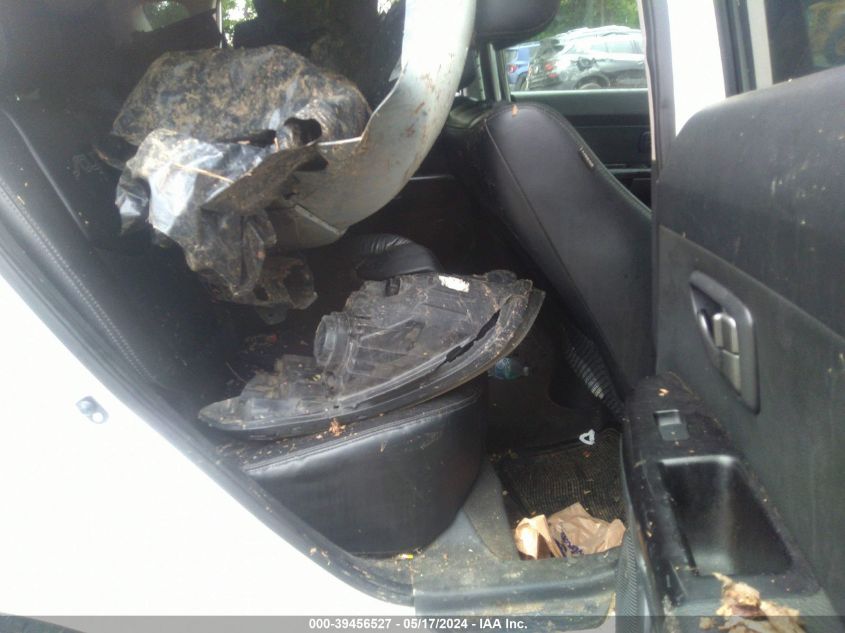 2011 Kia Soul + VIN: KNDJT2A21B7726015 Lot: 39456527