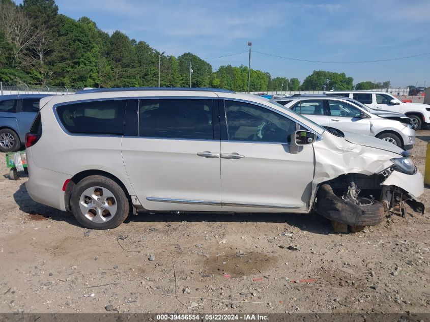 2017 Chrysler Pacifica Touring-L Plus VIN: 2C4RC1EG2HR584428 Lot: 39456554